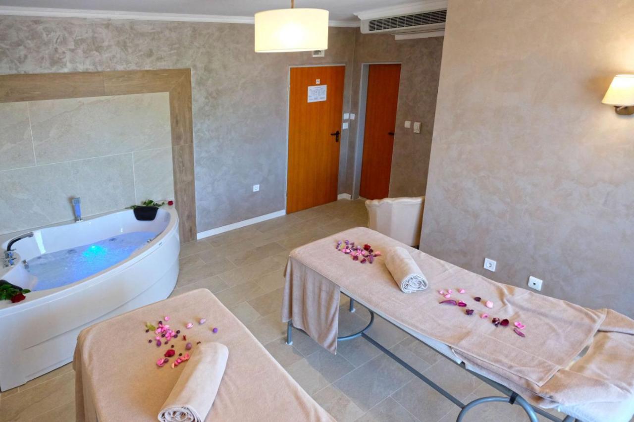 Paradise Hotel & Relax Center 帕莫瑞 外观 照片