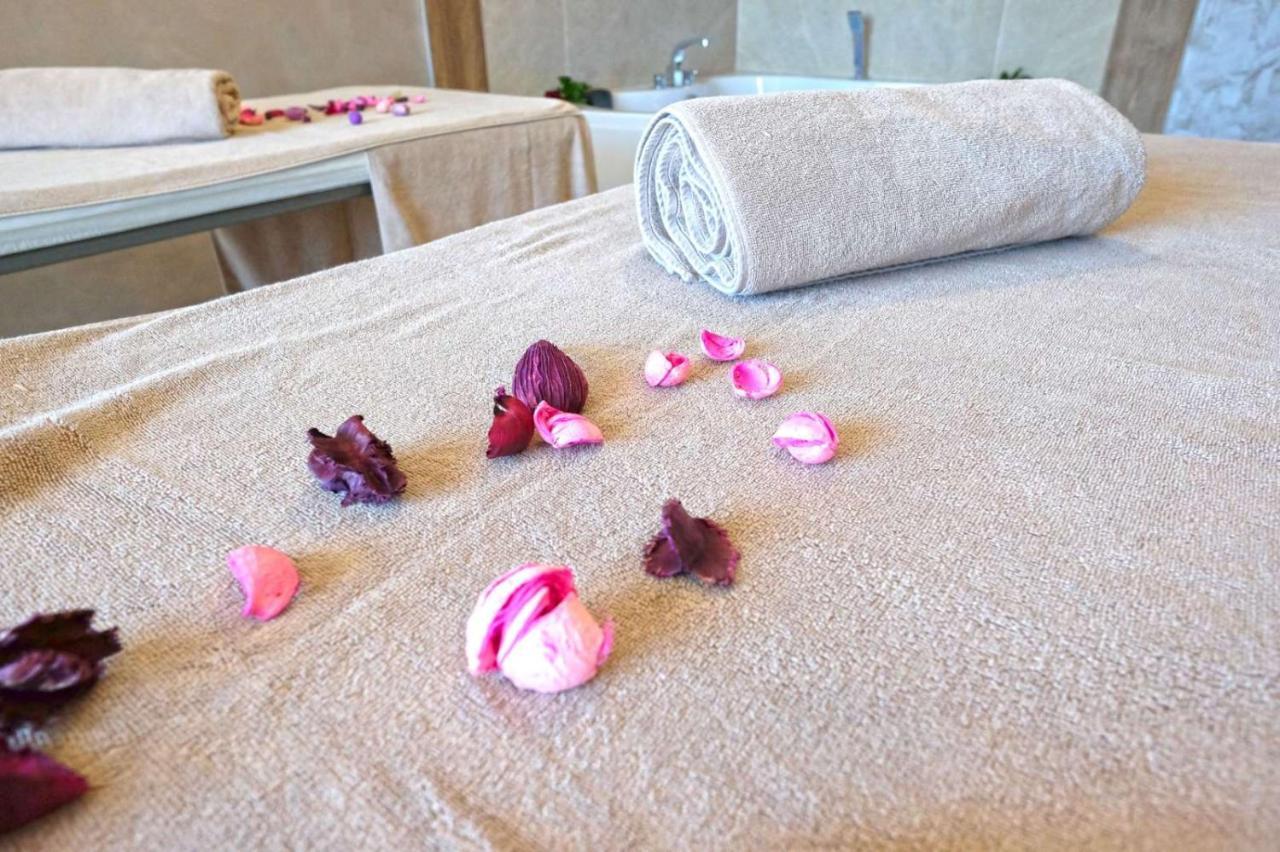 Paradise Hotel & Relax Center 帕莫瑞 外观 照片