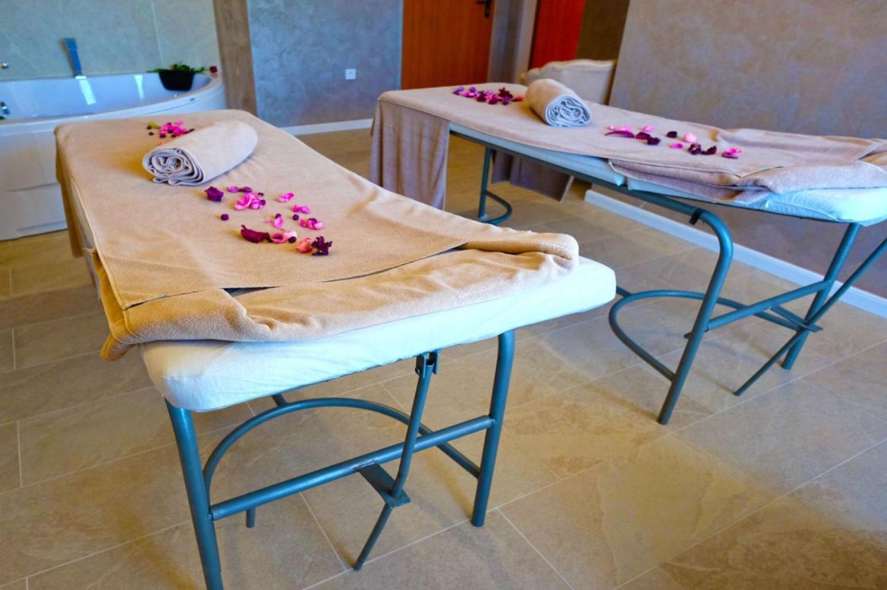 Paradise Hotel & Relax Center 帕莫瑞 外观 照片