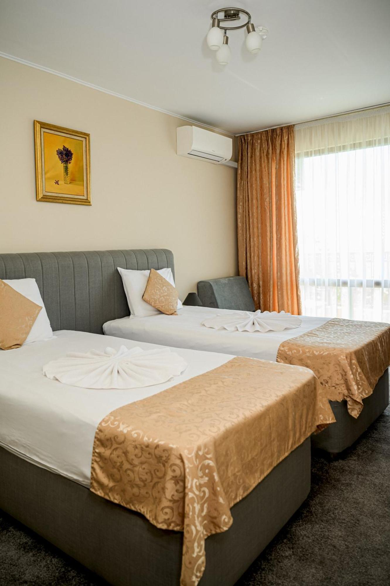 Paradise Hotel & Relax Center 帕莫瑞 外观 照片